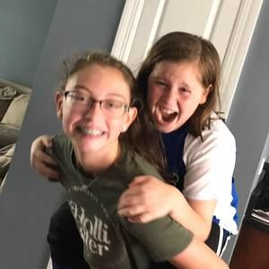 Meet your Posher, Dena